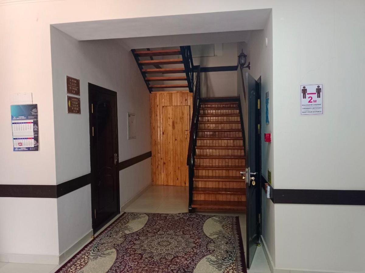 Hotel Admiral à Termez Extérieur photo