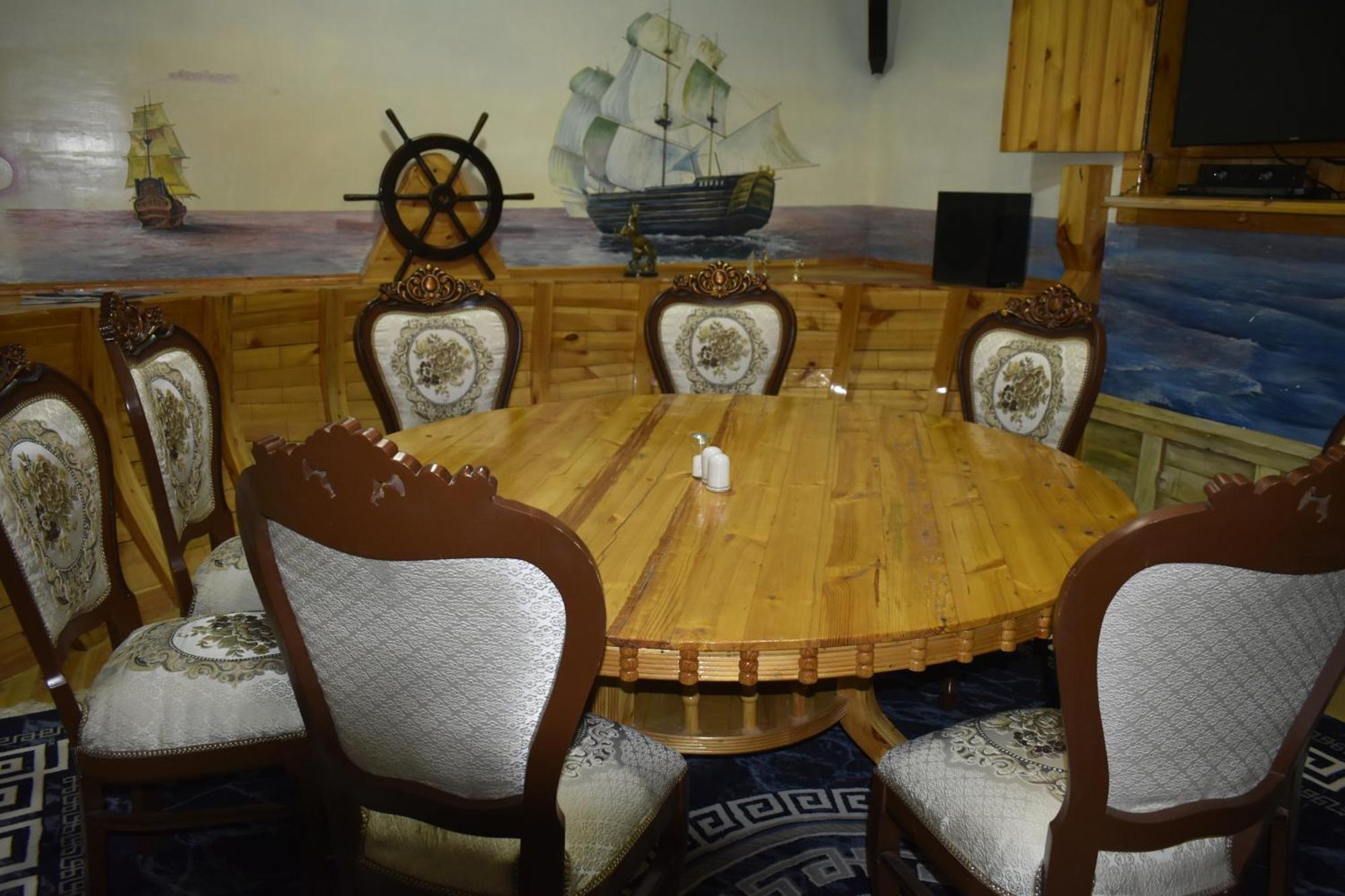 Hotel Admiral à Termez Extérieur photo